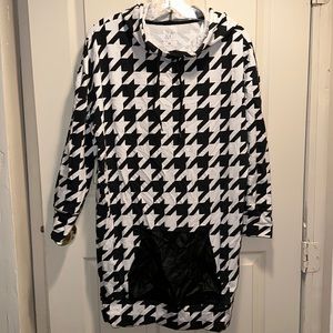 Houndstooth Pullover Dress